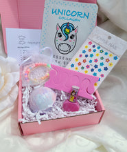 Load image into Gallery viewer, Kids Pamper Hamper: Mini Spa Kit, Pamper Party, Glam Kit, Nail Art, Girls Birthday Party, Kids Party Favors, Tween Gift Box, Girl Spa Set