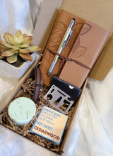 Load image into Gallery viewer, Men's Gift Box: Selfcare Box for Men, Handy Dad, Husband Gift Set, Care Package for Him, Fathers Day Gift, Male Coworker Gift, Corporate