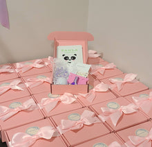 Load image into Gallery viewer, Kids Pamper Hamper: Mini Spa Kit, Pamper Party, Glam Kit, Nail Art, Girls Birthday Party, Kids Party Favors, Tween Gift Box, Girl Spa Set